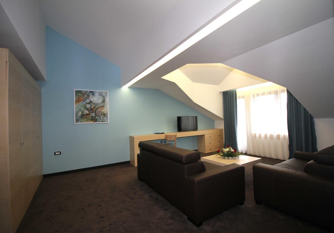 Hotel International Prishtina & Spa Prisztina Zewnętrze zdjęcie