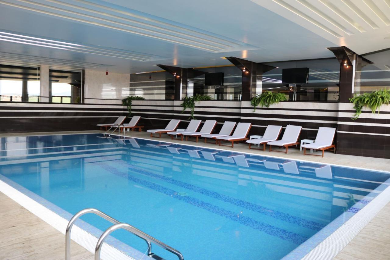 Hotel International Prishtina & Spa Prisztina Zewnętrze zdjęcie