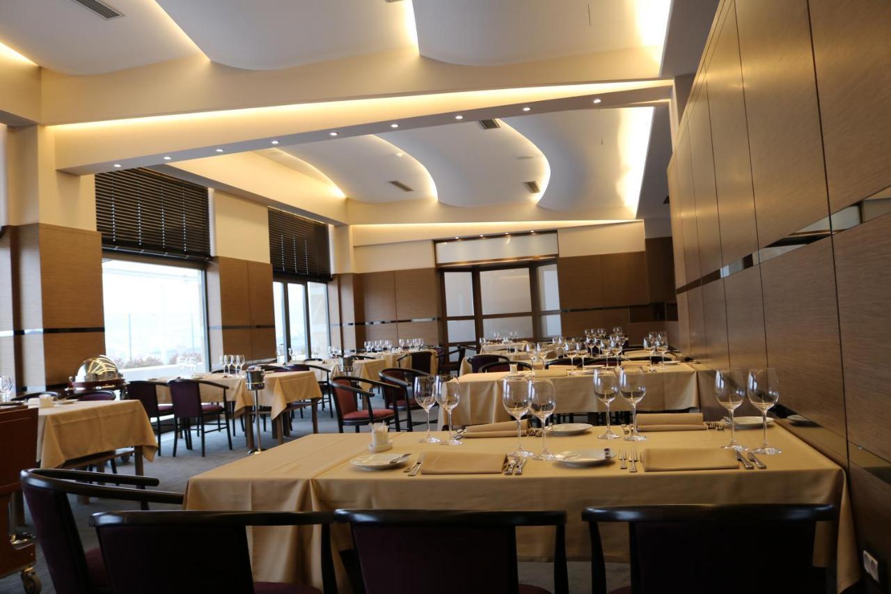 Hotel International Prishtina & Spa Prisztina Zewnętrze zdjęcie