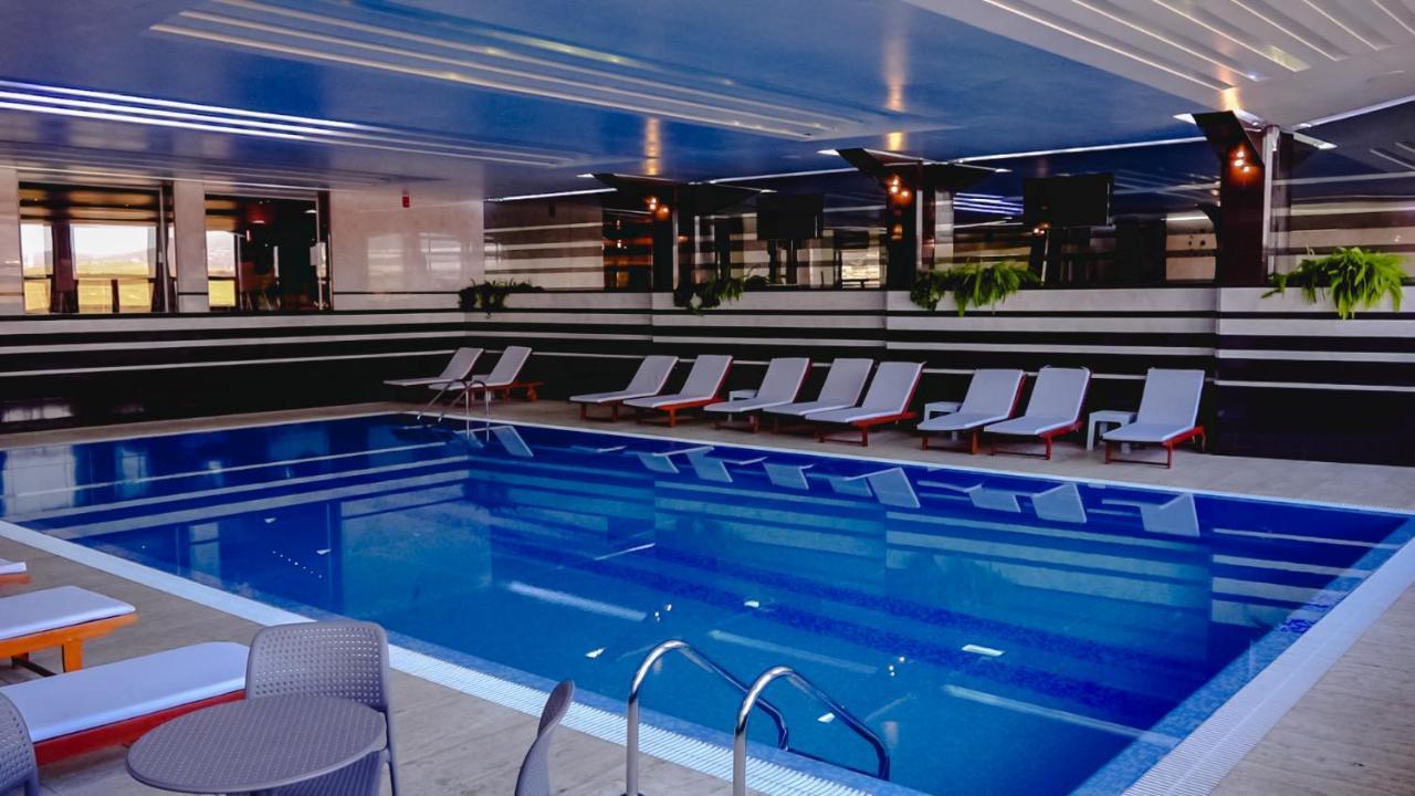 Hotel International Prishtina & Spa Prisztina Zewnętrze zdjęcie
