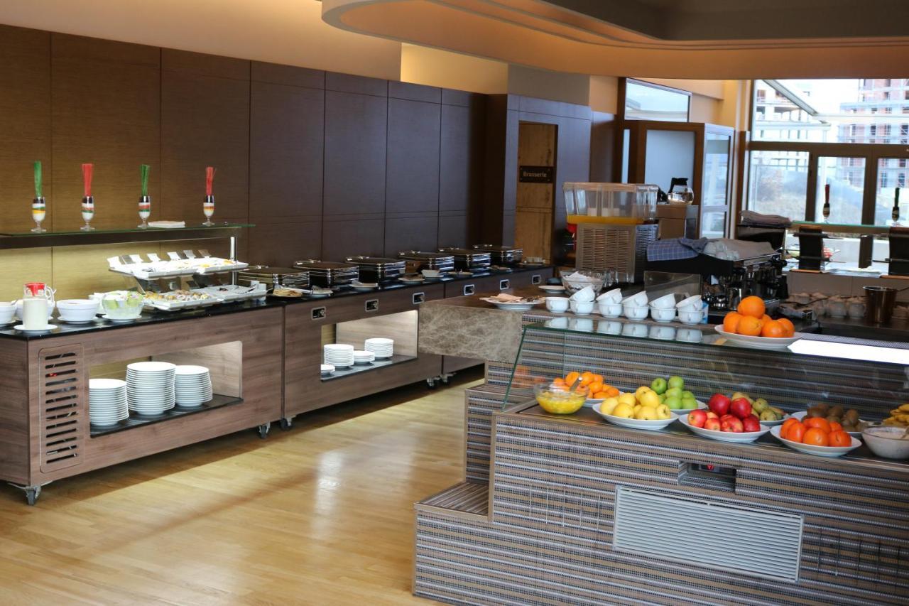 Hotel International Prishtina & Spa Prisztina Zewnętrze zdjęcie